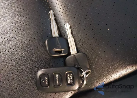 2008 Pontiac Vibe from USA, damaged, VIN 5Y2SL67878Z401079